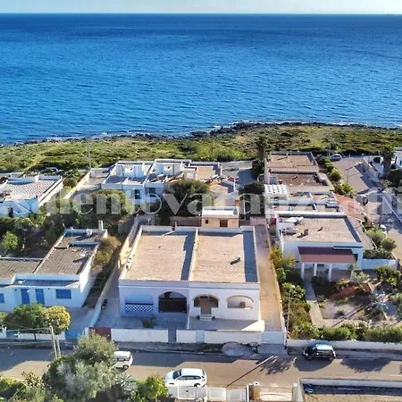 Con Giardino A 50mt Dal Mare * Torre Suda
