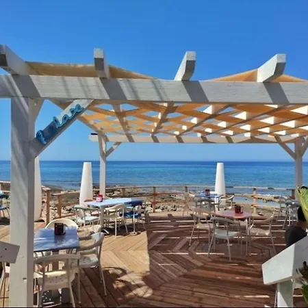 Villa Con Giardino A 50mt Dal Mare